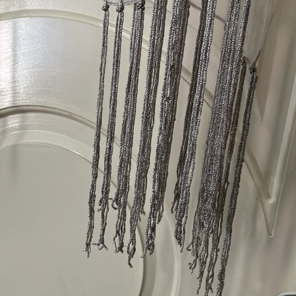 Elegant silver scarf wrap - Picture 3 of 3